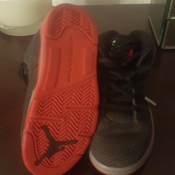 Jordan Sneakers - Picture 2 of 3